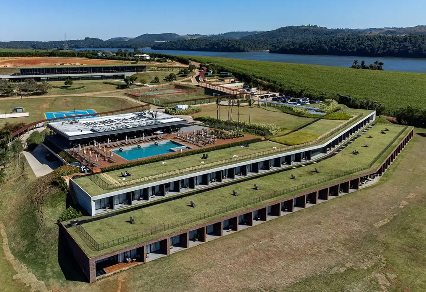 Clara Ibiuna Resorts